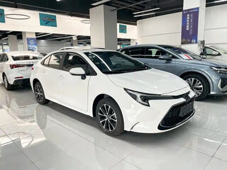 2025 Toyota Corolla XII (E210), белый, 1900000 рублей, вид 2