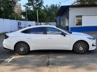2020 Hyundai Sonata VIII (DN8), белый, 1580000 рублей, вид 4