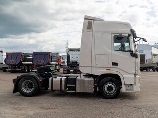 2024 Dongfeng DFH 4180, белый, 8600000 рублей, вид 3