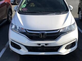 2019 Honda Fit III Рестайлинг, белый, 1410000 рублей, вид 2