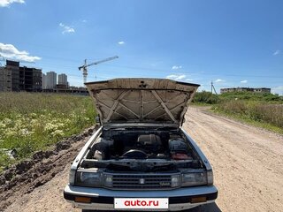 1987 Toyota Mark II V (X70), белый, 200000 рублей, вид 2