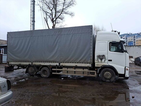 2005 Volvo FH, белый, 4000000 рублей - вид 3