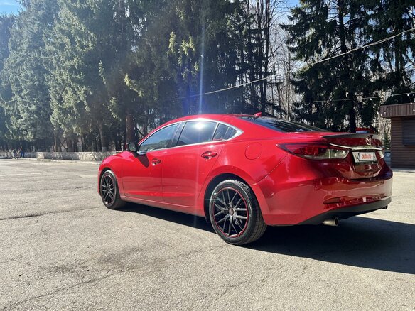 2017 Mazda 6 III (GJ) Рестайлинг, пурпурный, 2000000 рублей - вид 5