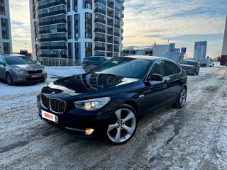 2011 BMW 5 серии Gran Turismo 530d xDrive VI (F10/F11/F07), чёрный, 2350000 рублей, вид 1