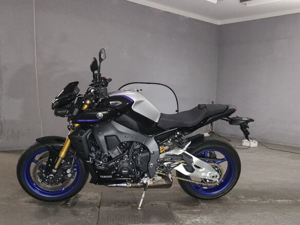 2023 Yamaha MT-10SP, чёрный