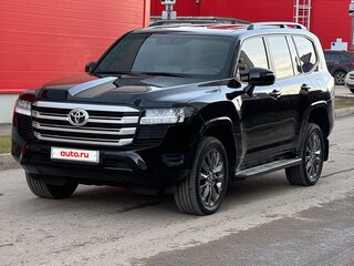 2022 Toyota Land Cruiser 300 Series, чёрный, 9500000 рублей, вид 1