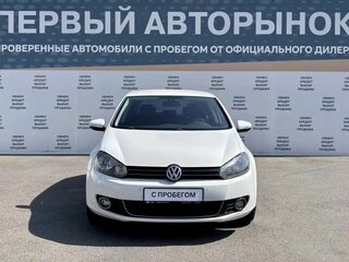 2011 Volkswagen Golf VI, белый, 699000 рублей, вид 2