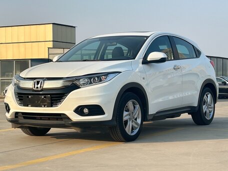 2021 Honda Vezel I Рестайлинг, белый, 1977000 рублей, вид 1