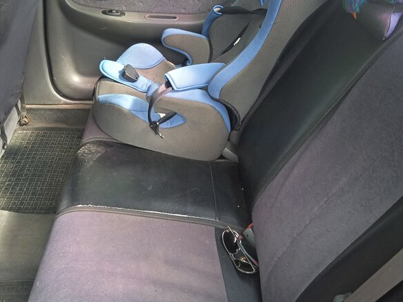 2006 Kia Spectra I Рестайлинг 2, чёрный, 150000 рублей - вид 13