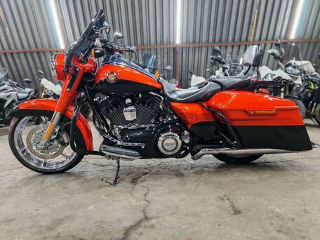 2013 Harley-Davidson Road King, оранжевый, 1550000 рублей, вид 4