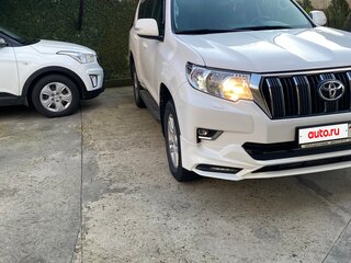 2018 Toyota Land Cruiser Prado 150 Series Рестайлинг 2, белый, 5200000 рублей, вид 4