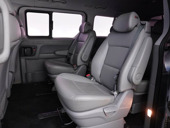 2018 Hyundai Grand Starex I Рестайлинг 2, серый, 3899077 рублей - вид 10
