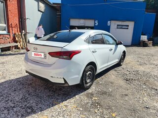 2018 Hyundai Solaris II, белый, 531000 рублей, вид 3