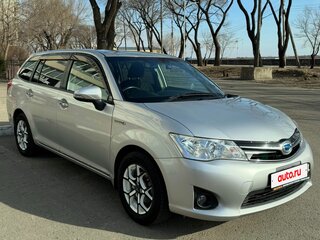 2014 Toyota Corolla Fielder XI (E160, E170, E180), серебристый, 1100000 рублей, вид 2