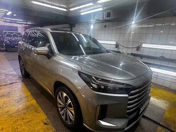 2023 Exeed VX I Рестайлинг, серебристый, 4500000 рублей - вид 2