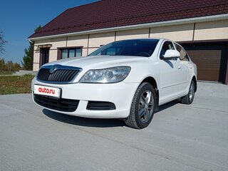 2011 Skoda Octavia II (A5) Рестайлинг, белый, 780000 рублей, вид 4