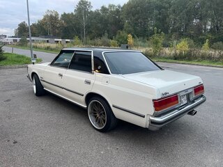 1980 Toyota Crown VI (S110), белый, 1050000 рублей, вид 5