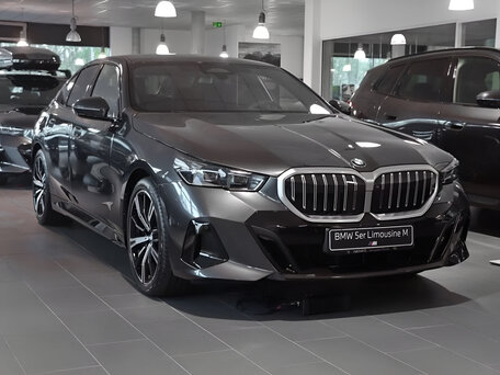 2025 BMW 5 серии 520d xDrive VIII (G60/G61/G68), серый, 7290000 рублей, вид 1