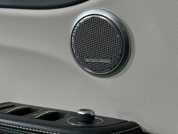 2017 Alfa Romeo Giulia Quadrifoglio II (952), чёрный - вид 15
