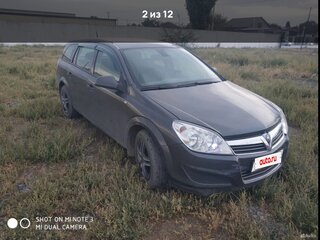 2011 Opel Astra H Рестайлинг, серебристый, 405000 рублей, вид 2