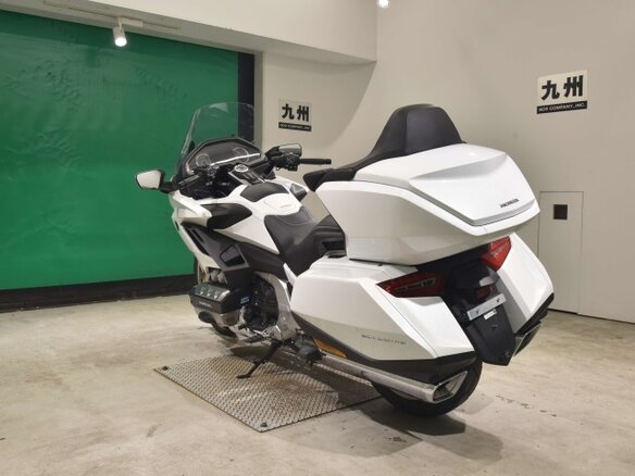 2020 Honda GL 1800 Gold Wing, белый, 1701000 рублей - вид 4