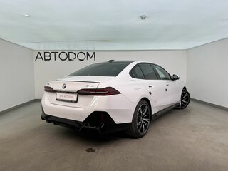 2024 BMW 5 серии 530i xDrive VIII (G60/G61/G68), белый, 8250000 рублей, вид 2