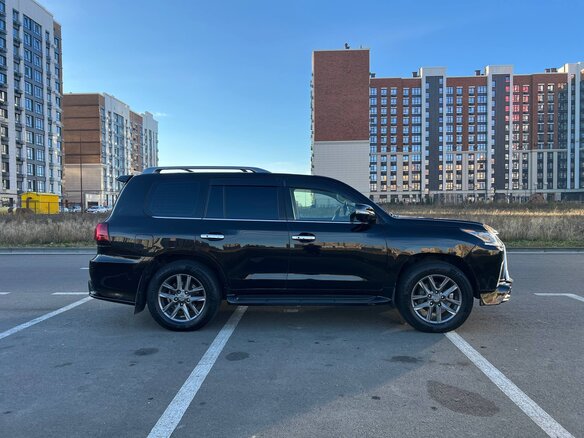 2008 Lexus LX 570 III, чёрный, 3590000 рублей - вид 3