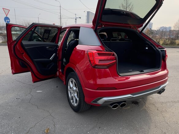 2019 Audi SQ2 I, красный, 3650000 рублей - вид 16