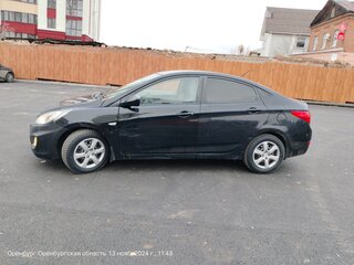 2014 Hyundai Solaris I, чёрный, 650000 рублей, вид 2
