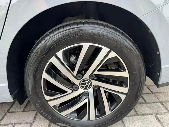 2023 Volkswagen Lavida III Рестайлинг, серый, 1500000 рублей - вид 14