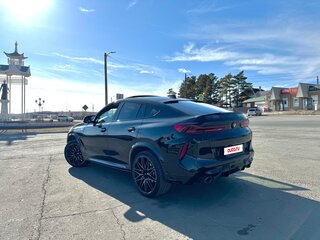 2020 BMW X6 M Competition III (F96), чёрный, 9990000 рублей, вид 3