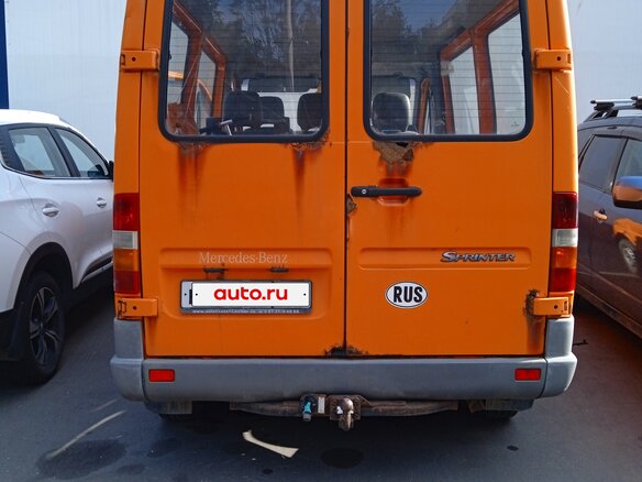 2000 Mercedes-Benz Sprinter Classic, оранжевый - вид 5