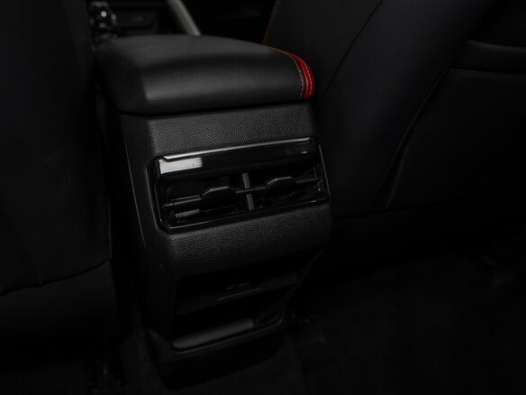 2024 Geely Coolray (Binyue Cool) I Рестайлинг, белый, 2095000 рублей - вид 17