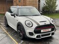 2019 Mini Hatch JCW III (F55/F56) Рестайлинг, серебристый - вид 3
