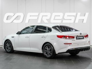 2019 Kia Optima IV Рестайлинг, белый, 1699000 рублей, вид 2