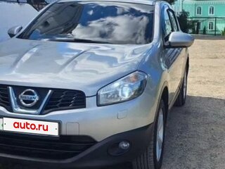 2011 Nissan Qashqai I Рестайлинг, серебристый, 1050000 рублей, вид 1
