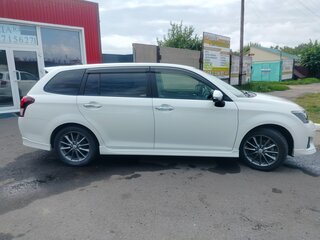 2013 Toyota Corolla Fielder XI (E160, E170, E180), белый, 1450000 рублей, вид 5