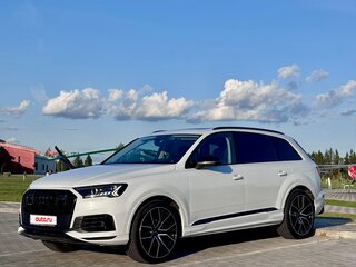 2021 Audi Q7 55 TFSI II (4M) Рестайлинг, белый, 5175000 рублей, вид 2
