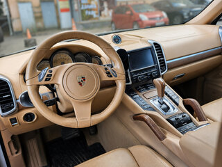 2012 Porsche Cayenne II (958), белый, 3000000 рублей, вид 1