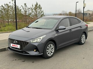 2021 Hyundai Solaris II Рестайлинг, серый, 1620000 рублей, вид 1