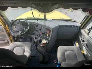 2002 Freightliner Columbia, жёлтый, 1600000 рублей, вид 4