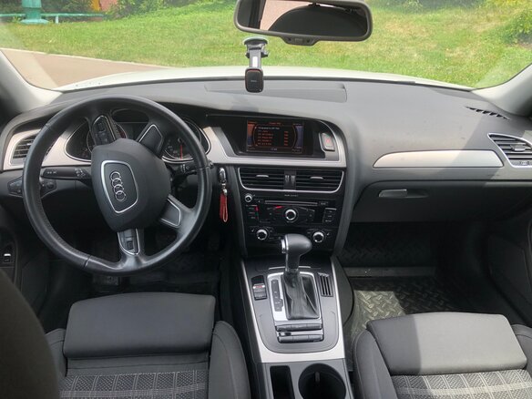 2012 Audi A4 IV (B8) Рестайлинг, белый, 1650000 рублей - вид 7