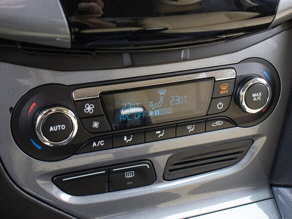 2013 Ford Focus III, чёрный, 1250000 рублей - вид 22