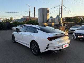 2021 Kia K5 III, белый, 3050000 рублей, вид 5