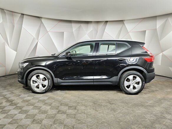 2021 Volvo XC40 I, чёрный - вид 4