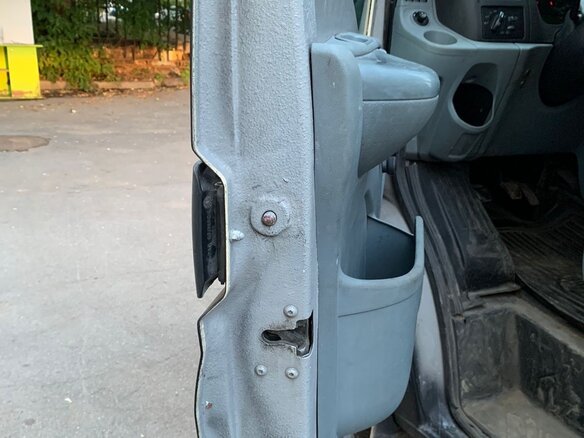 2007 Ford Transit, чёрный, 1200000 рублей - вид 15