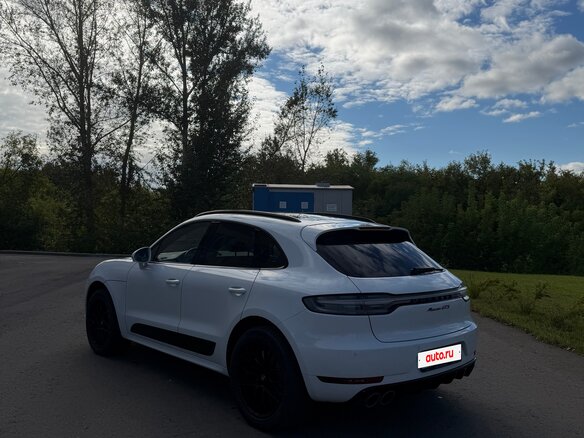 2021 Porsche Macan GTS I Рестайлинг, белый, 5340000 рублей - вид 4