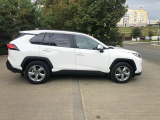 2020 Toyota RAV4 V (XA50), белый, 4200000 рублей, вид 5