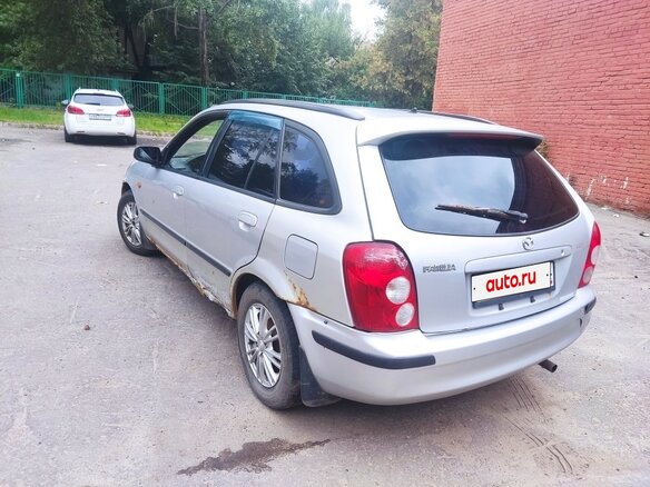 2000 Mazda 323 VI (BJ), серебристый, 120000 рублей - вид 4