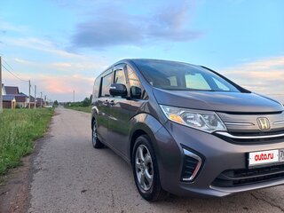 2015 Honda Stepwgn V, серый, 1755000 рублей, вид 2
